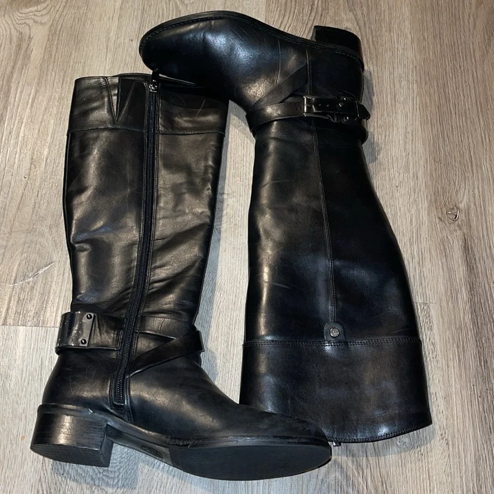 Vince Camuto vince camuto